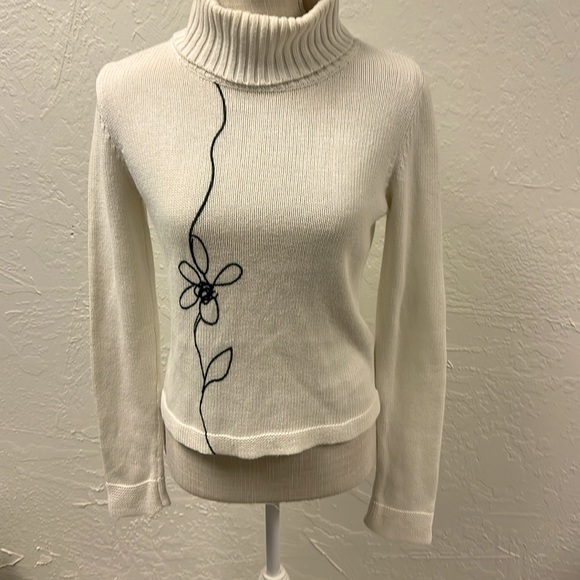 jersey girl Sweaters - Absolutely the cutest Cream color sweater ever!!!